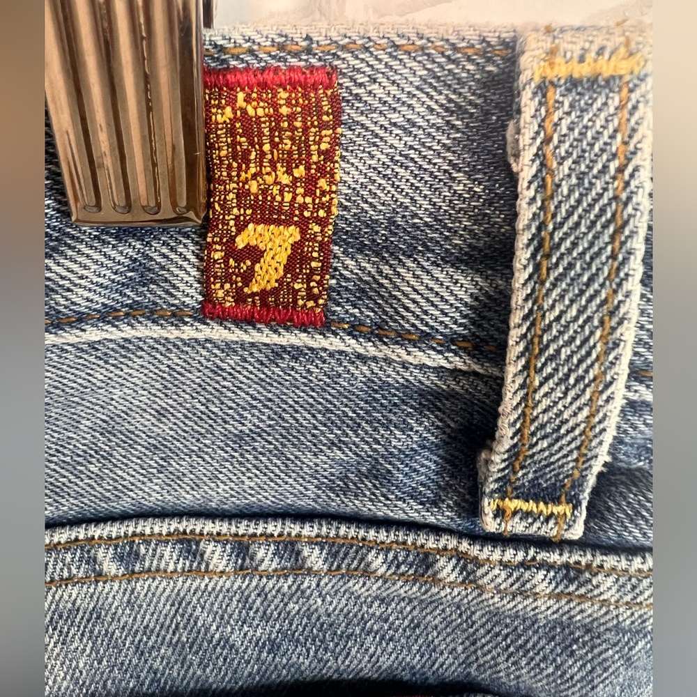 7 For All Mankind Women’s Painted Denim Shorts • Size 29” Waist • Raw Hem - Picture 5 of 13